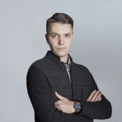 Илья Писарев 